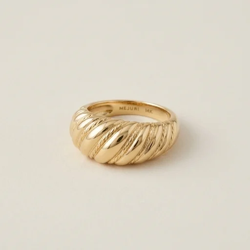 Mejuri Croissant Dome Ring view 3